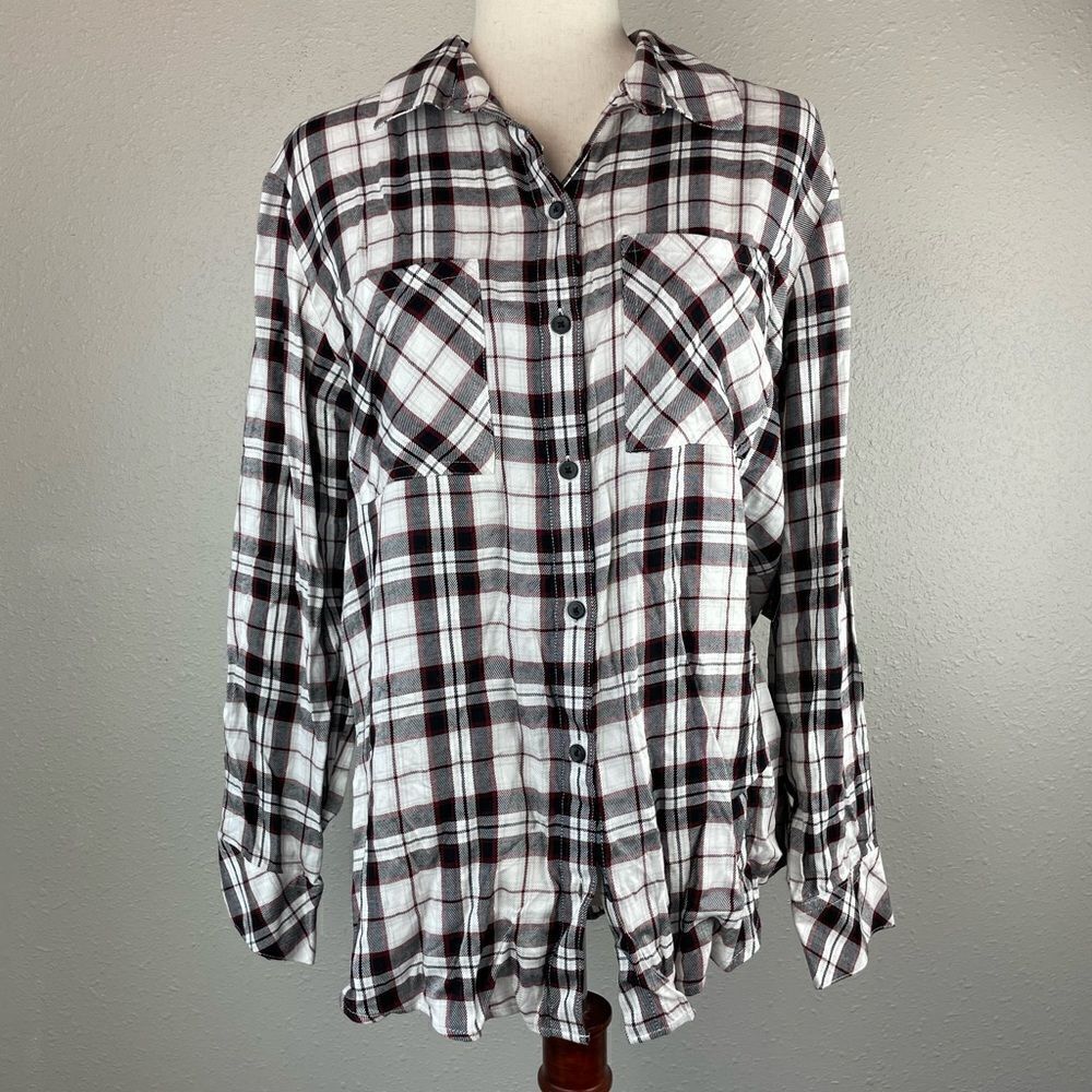 NWT Sanctuary Boyfriend Button Down Top Size M